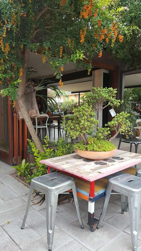 Photo: carport cafe